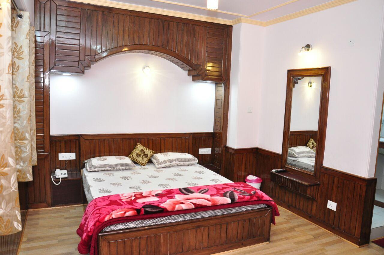 נרקנדה Sara Hotel מראה חיצוני תמונה